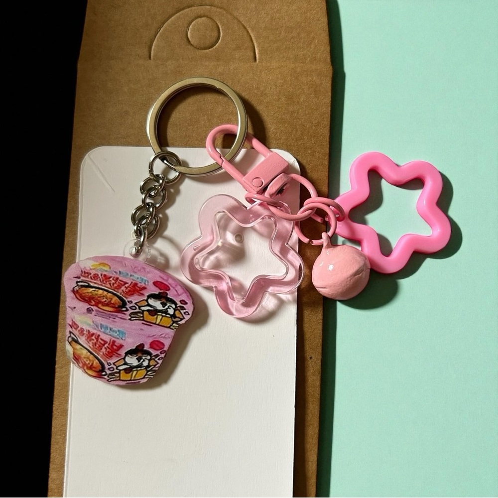 Handmade Korean Cup Noodles Keychain – Pink Star Charm